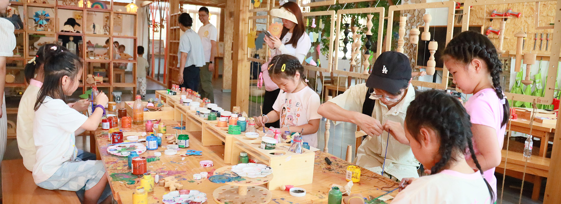 多代际家庭情感联结